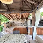 Charming Nera With Pool And Hydromassage Near The Šišan