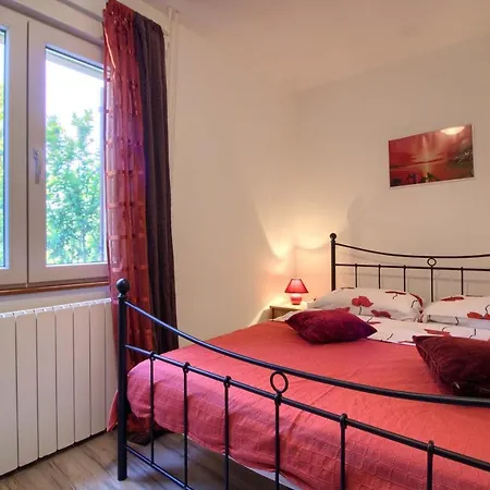 Charming Nera With Pool And Hydromassage Near The Willa