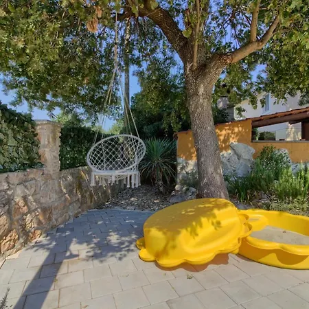 Charming Nera With Pool And Hydromassage Near The Willa
