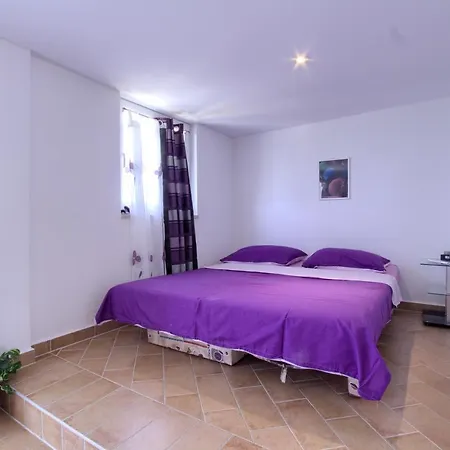 Charming Nera With Pool And Hydromassage Near The * Šišan