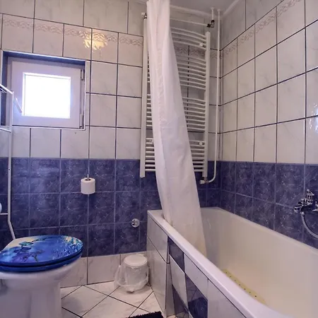 Charming Nera With Pool And Hydromassage Near The