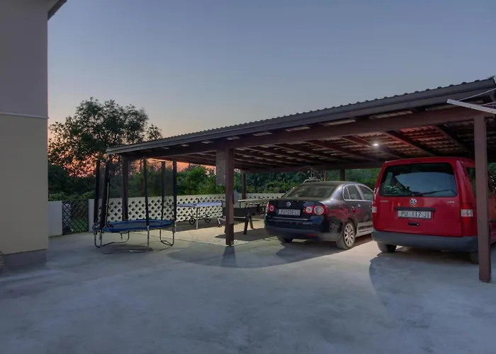 Charming Nera With Pool And Hydromassage Near The 빌라 Šišan