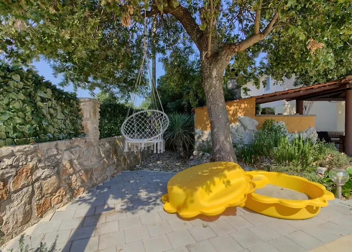 Charming Nera With Pool And Hydromassage Near The Vila