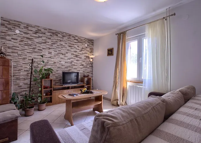 Charming Nera With Pool And Hydromassage Near The * Šišan